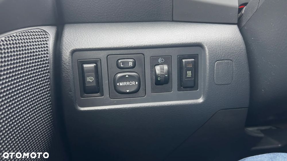 Toyota Corolla Verso - 21
