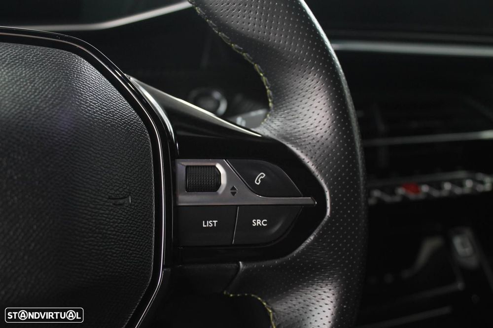 Peugeot 2008 PureTech 130 GT - 30