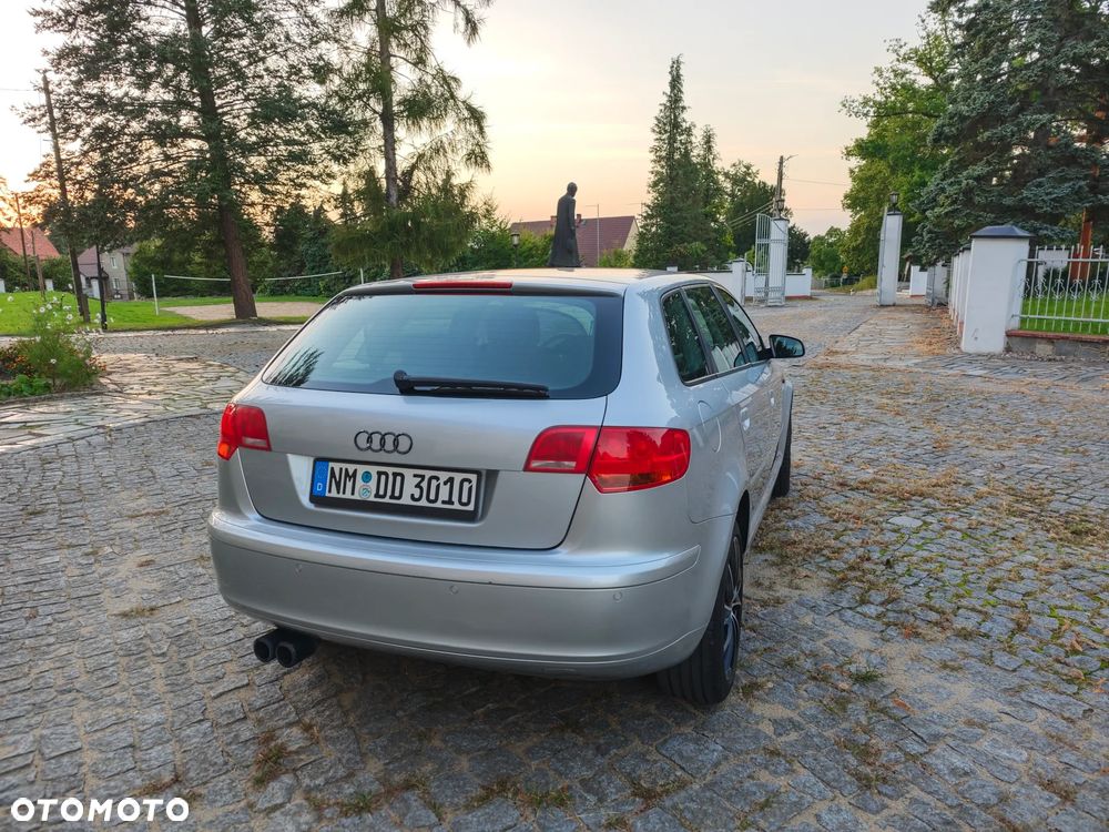 Audi A3 Sportback 1.4 TFSI Attraction - 5