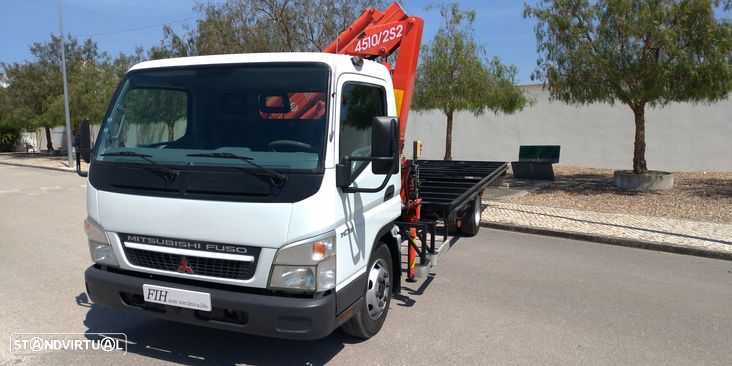 Mitsubishi Canter Fuso grua