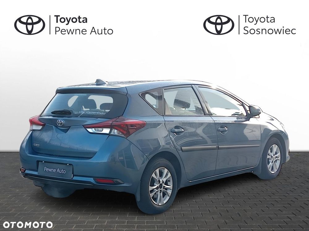Toyota Auris - 6