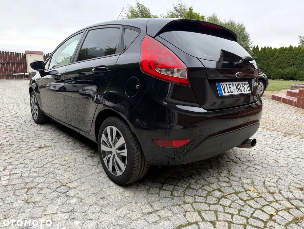 Ford Fiesta 1.25 Champions Edition - 10