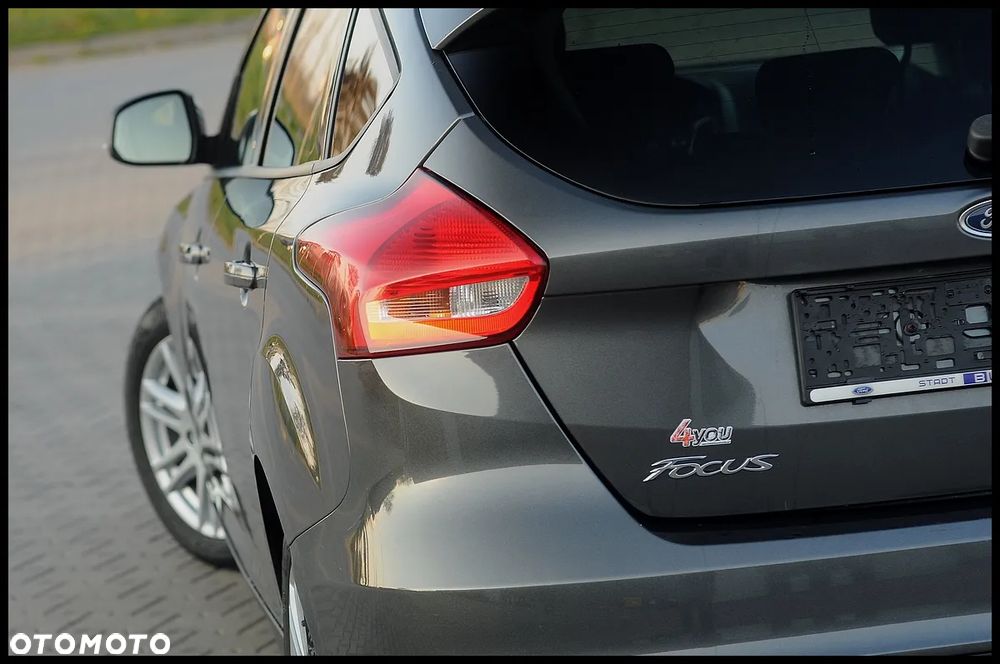 Ford Focus - 23