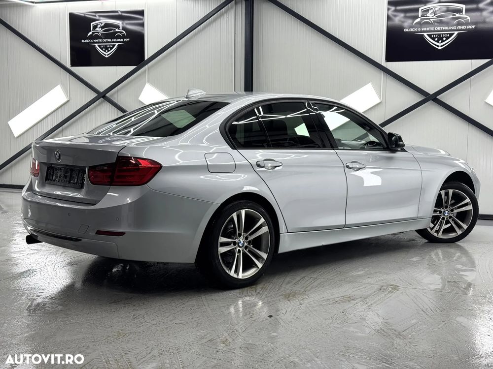 BMW Seria 3 320d Aut. Sport Line - 13