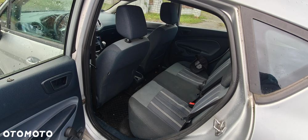 Ford Fiesta 1.4 TDCI Trend - 11