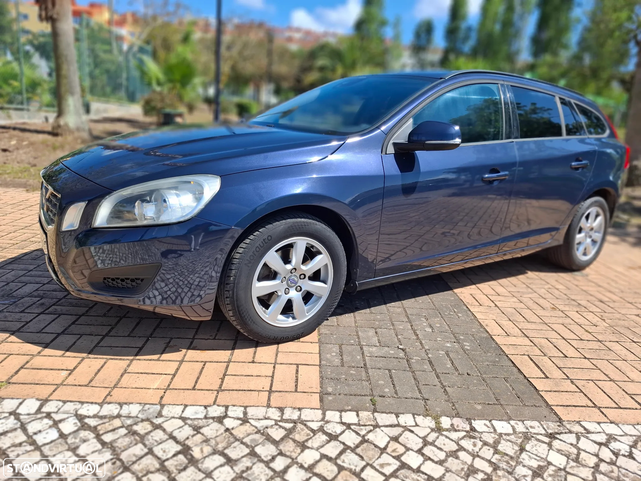 Volvo V60 D2 Edition - 3