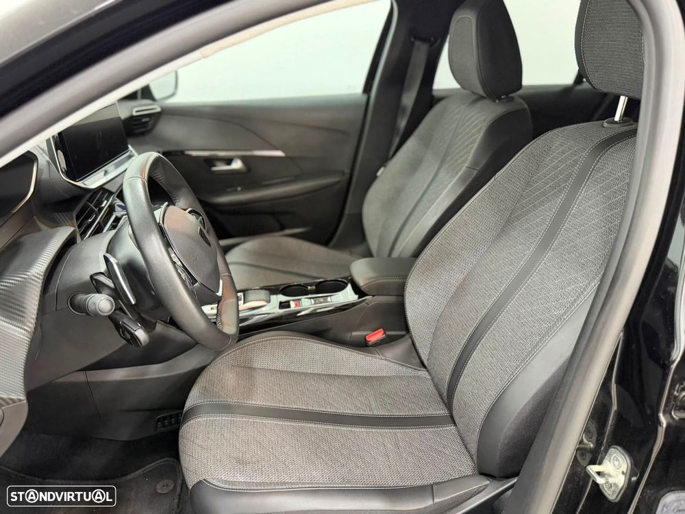 Peugeot 208 1.2 PureTech Allure EAT8 - 5