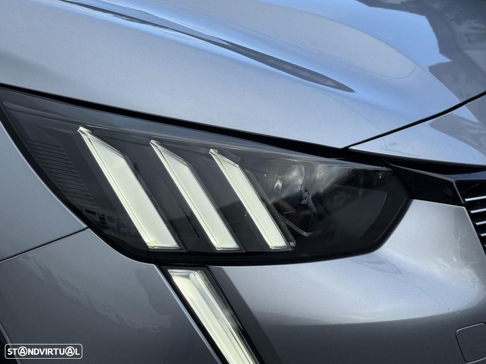 Peugeot 208 1.2 PureTech GT - 8