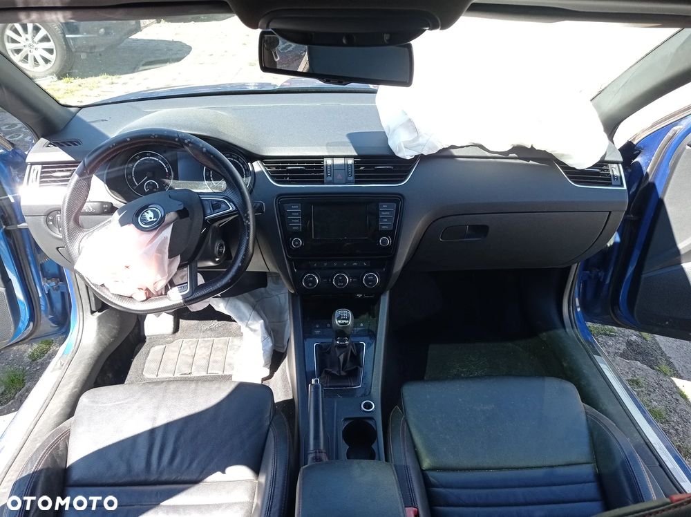 Skoda Octavia 2.0 TSI RS - 13