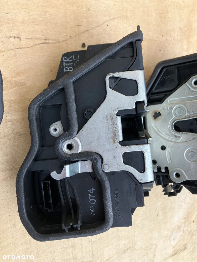 Zamek drzwi BMW E60 E61 E90 E91 E70 E92 E92 F01 F10 Lewy Prawy Przód Tył 7167071 7167074 7167075 7167076 - 7