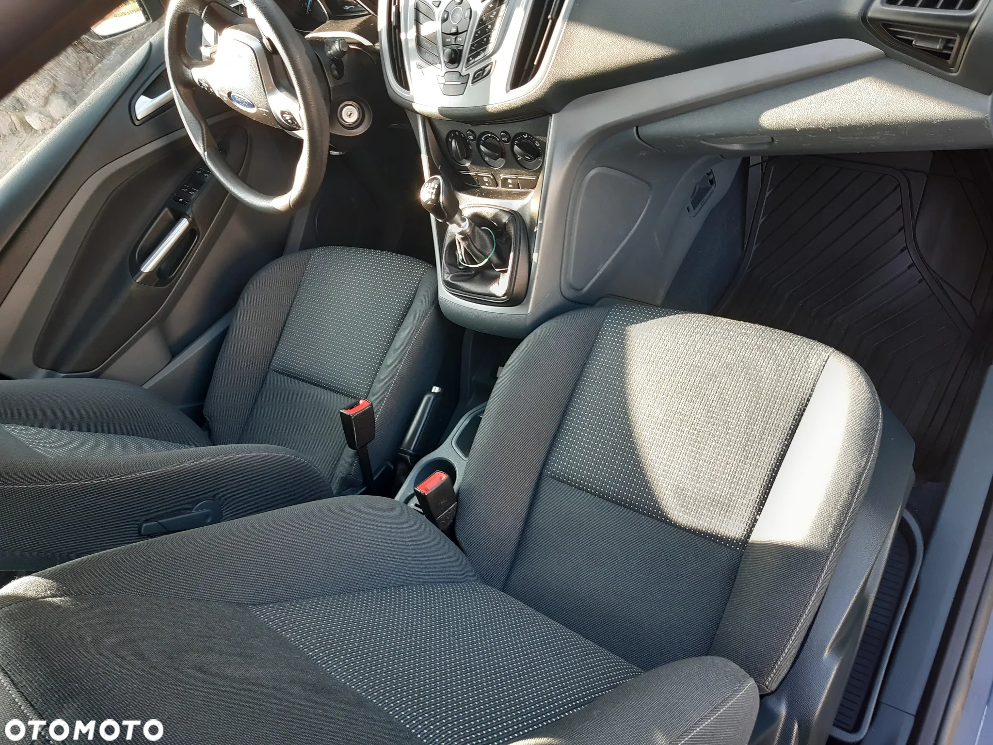 Ford C-MAX 1.6 TDCi Edition - 10