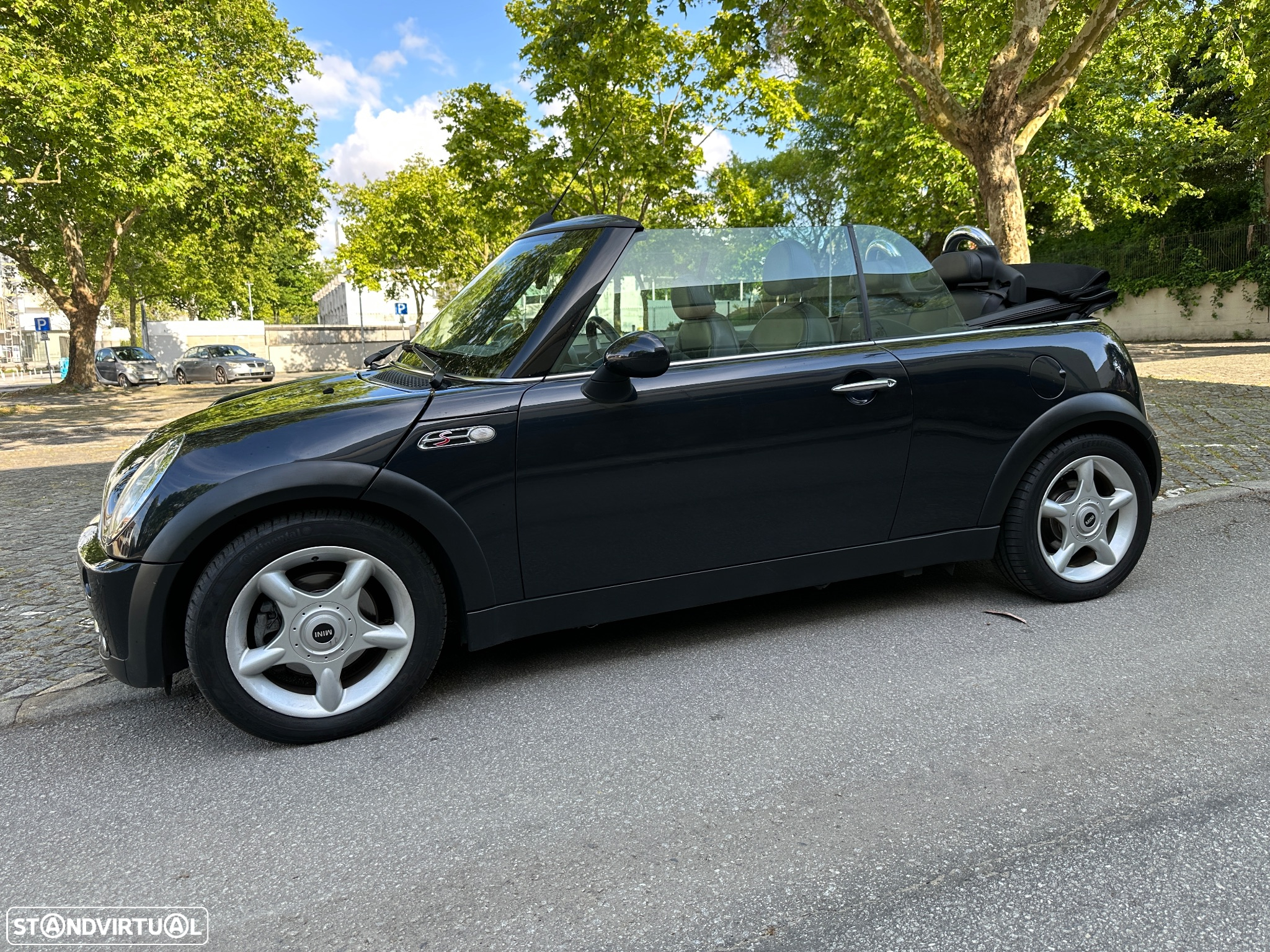 MINI Cabrio Cooper - 26