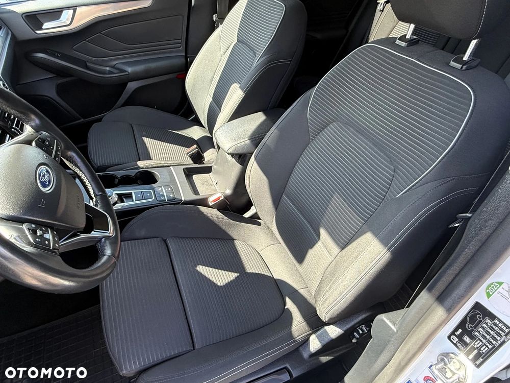Ford Focus 2.0 TDCi Titanium ASS PowerShift - 12