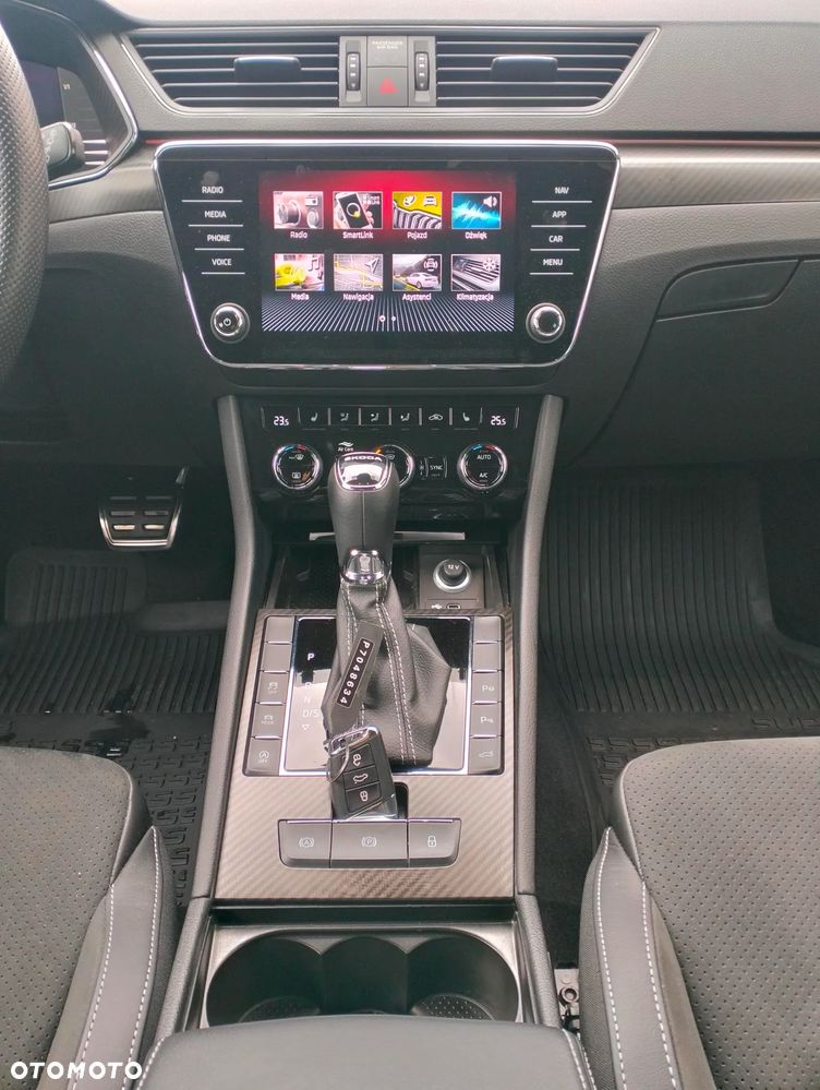 Skoda Superb 2.0 TSI Sportline DSG - 26