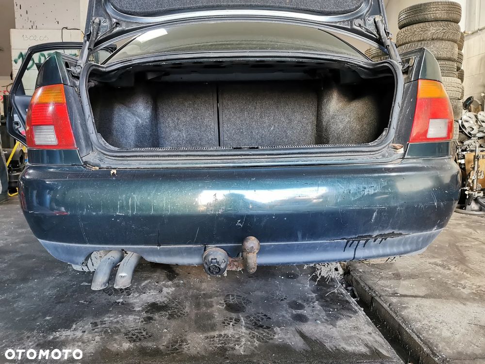 Klapa bagażnika Audi A4 B5 - 4