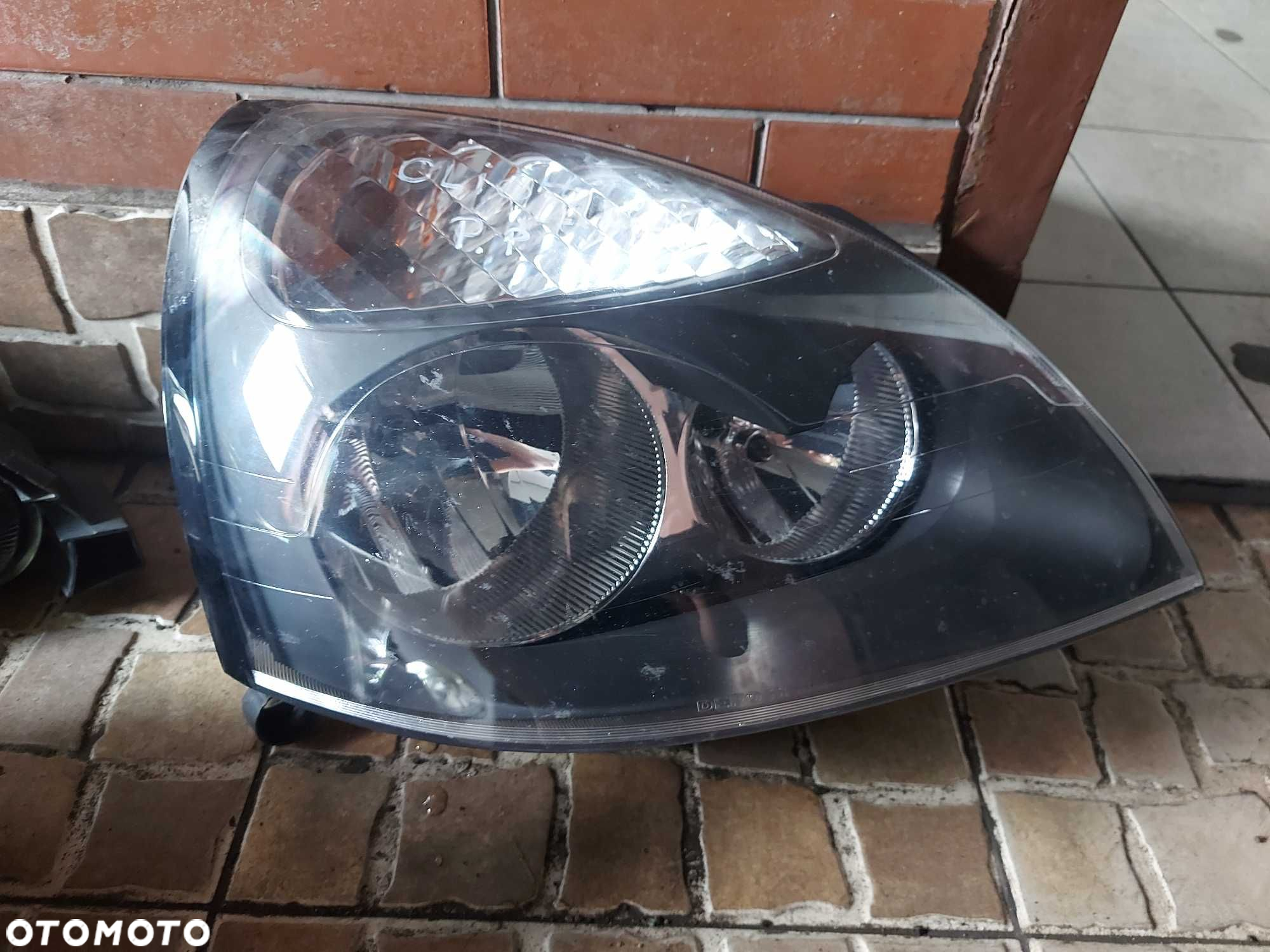 Renault Clio II Lift lampa przednia DEPO FV transport/dostawa - 3