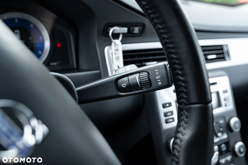 Volvo V70 - 36