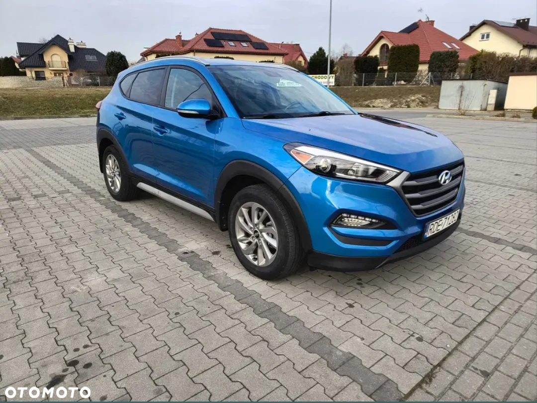 Hyundai Tucson - 2