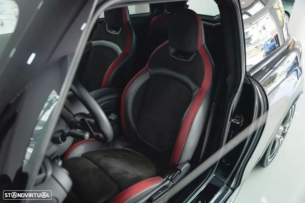 MINI 3 Portas John Cooper Works Auto Desportiva - 25