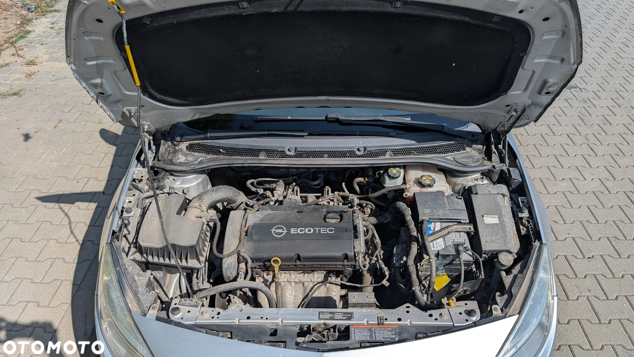 Opel Astra 1.6 - 18