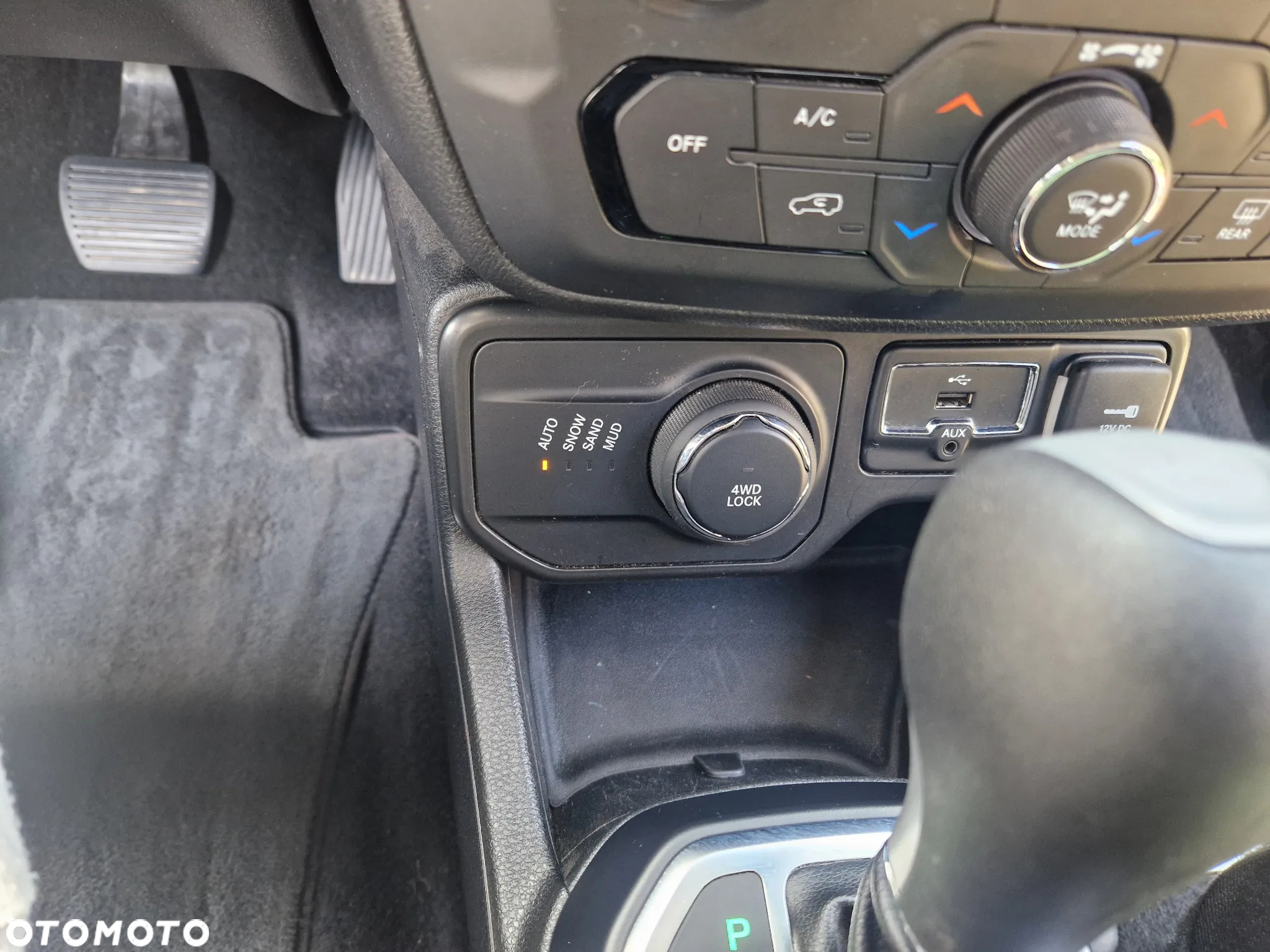 Jeep Renegade - 16