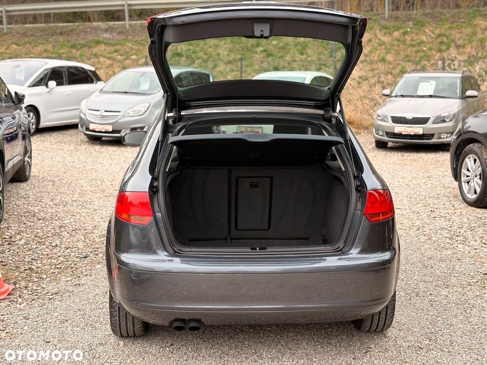 Audi A3 Sportback 1.9 TDI Attraction - 15