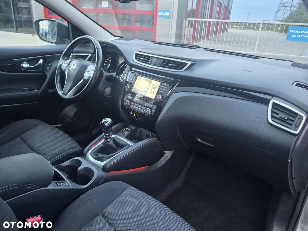 Nissan Qashqai 1.2 DIG-T 360 - 33