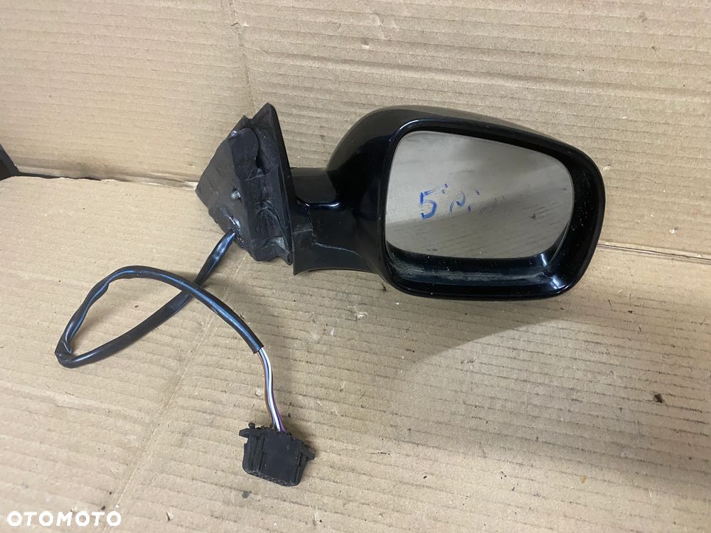 LUSTERKO PRAWE 5PIN VOLKSWAGEN PASSAT B5 3B0857934 - 1