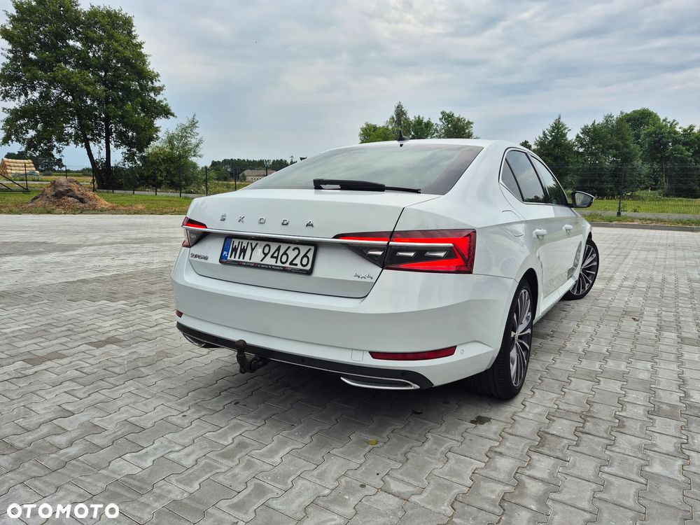 Skoda Superb 2.0 TDI SCR 4x4 L&K DSG - 16