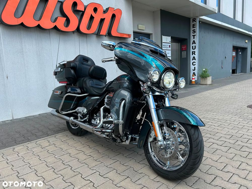Harley-Davidson FLHTCU Ultra - 36
