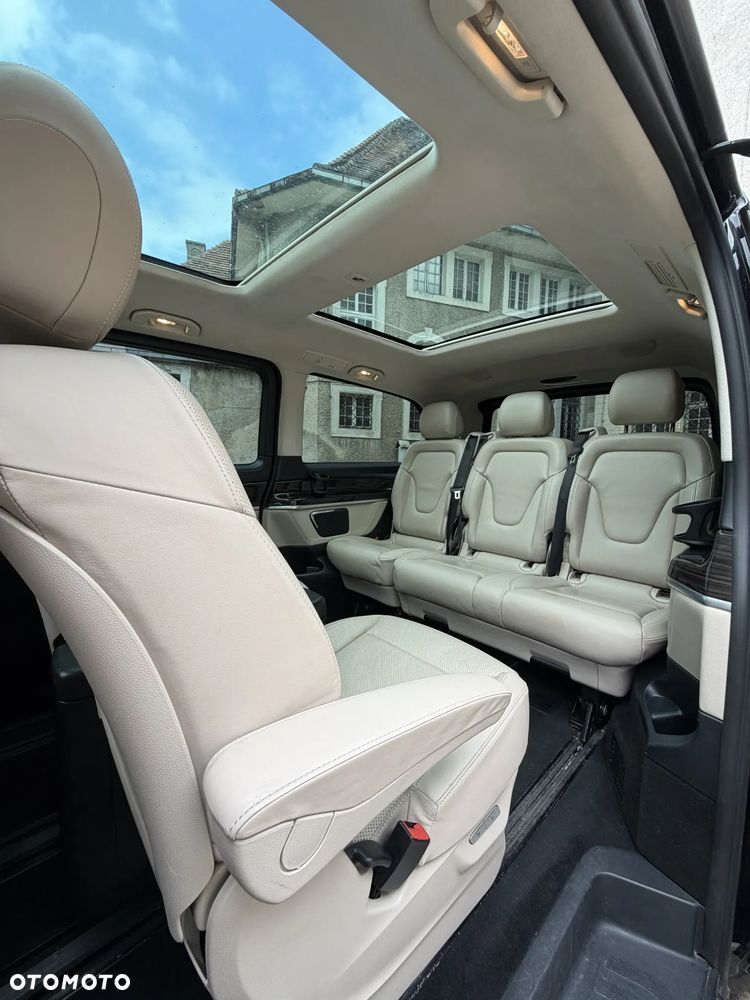 Mercedes-Benz Klasa V 250 d 4-Matic Exclusive 7G-Tronic - 2
