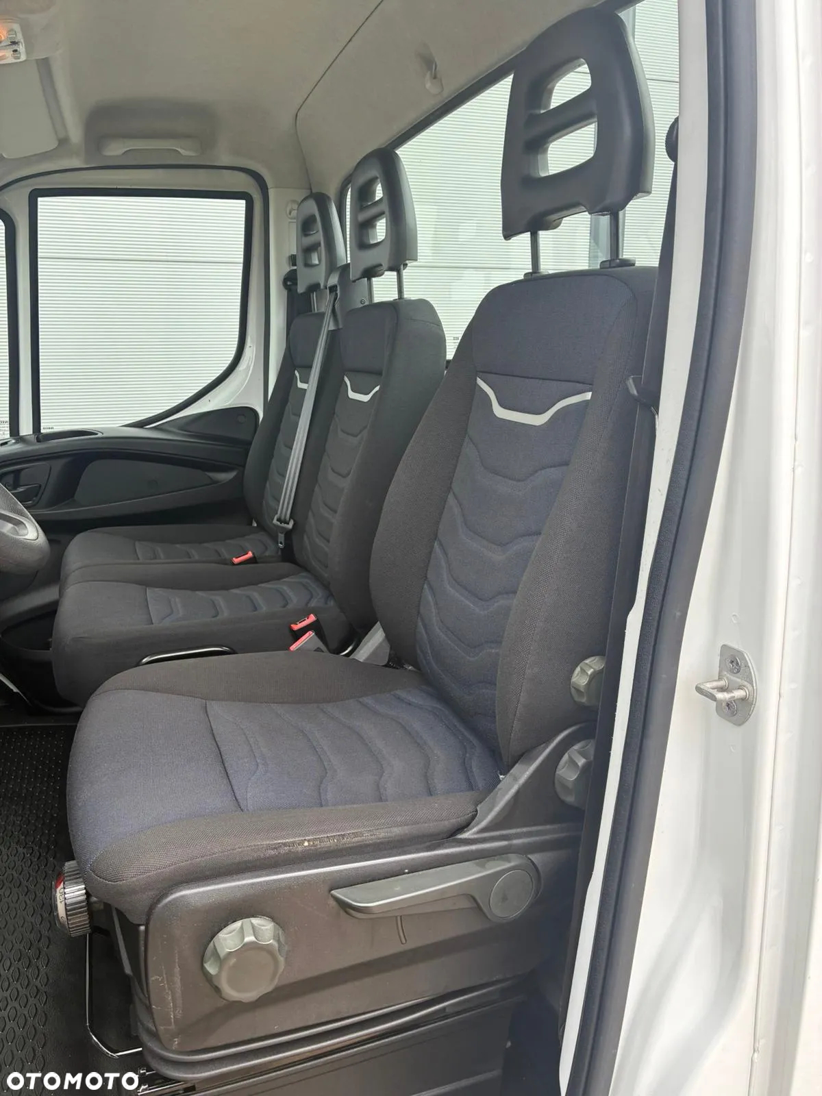 Iveco DAILY 72C18 70C18 rozstaw osi 5100, automat, zawieszenie pneumatyczne - 5