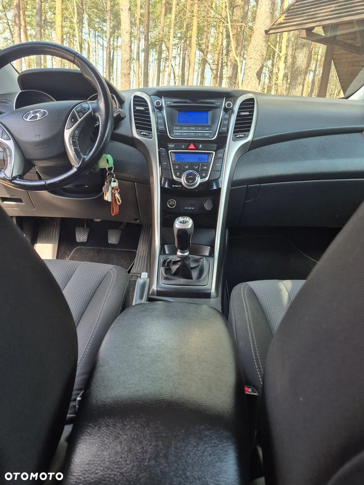 Hyundai i30 i30cw 1.4 CRDi Advantage - 24