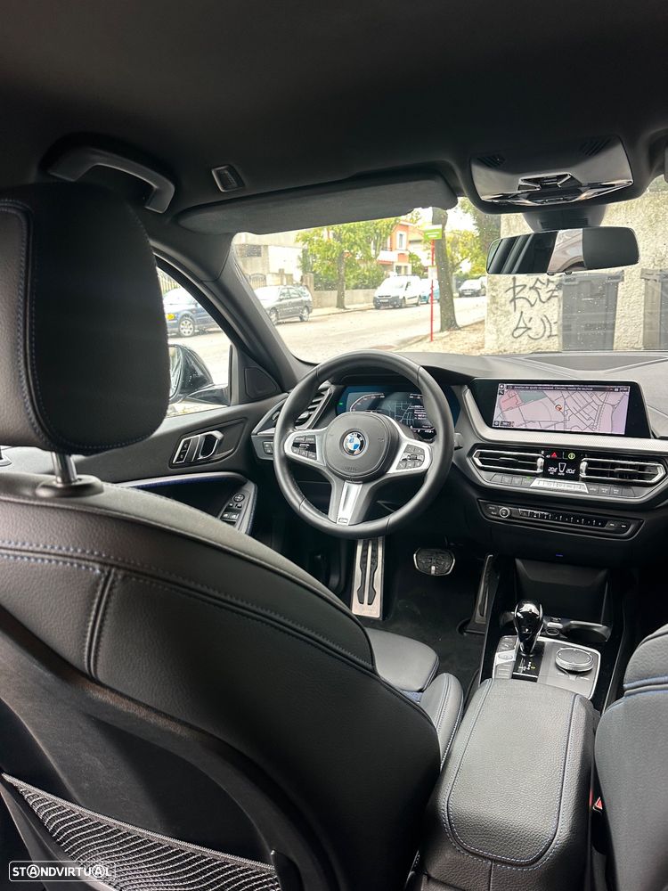 BMW 116 d Pack Desportivo M - 9