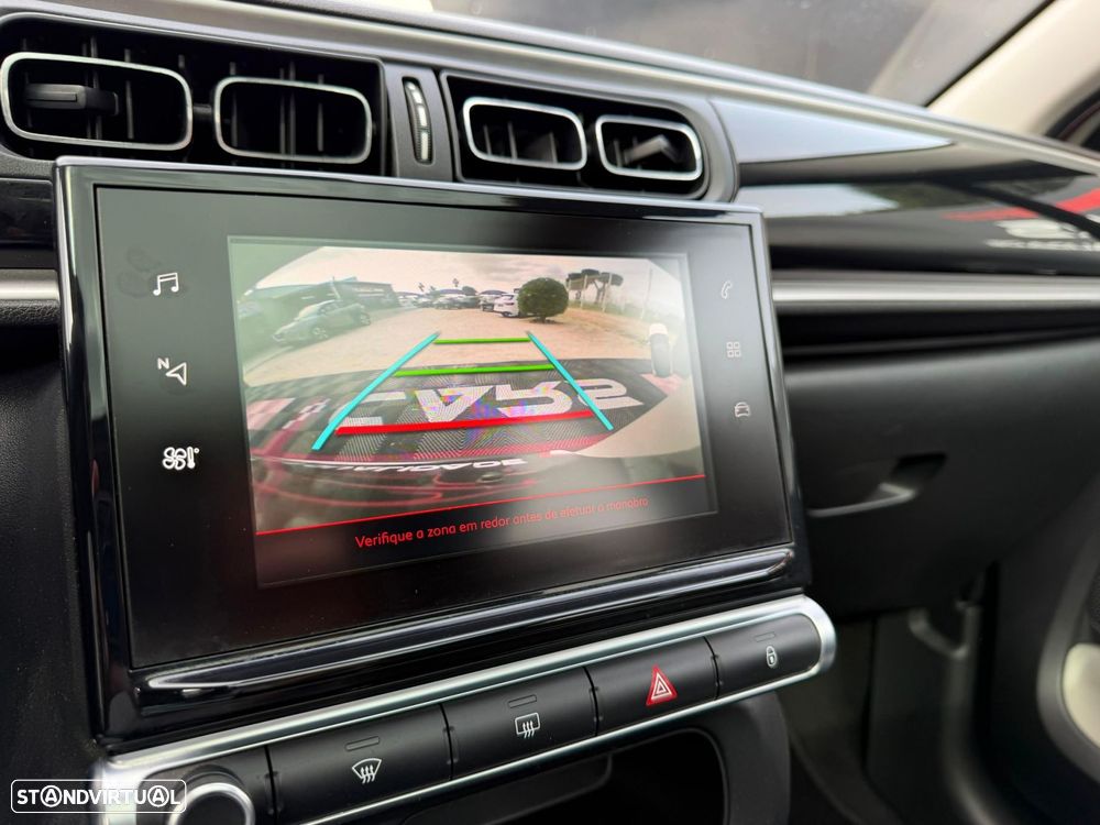 Citroën C3 1.2 PureTech Shine - 15