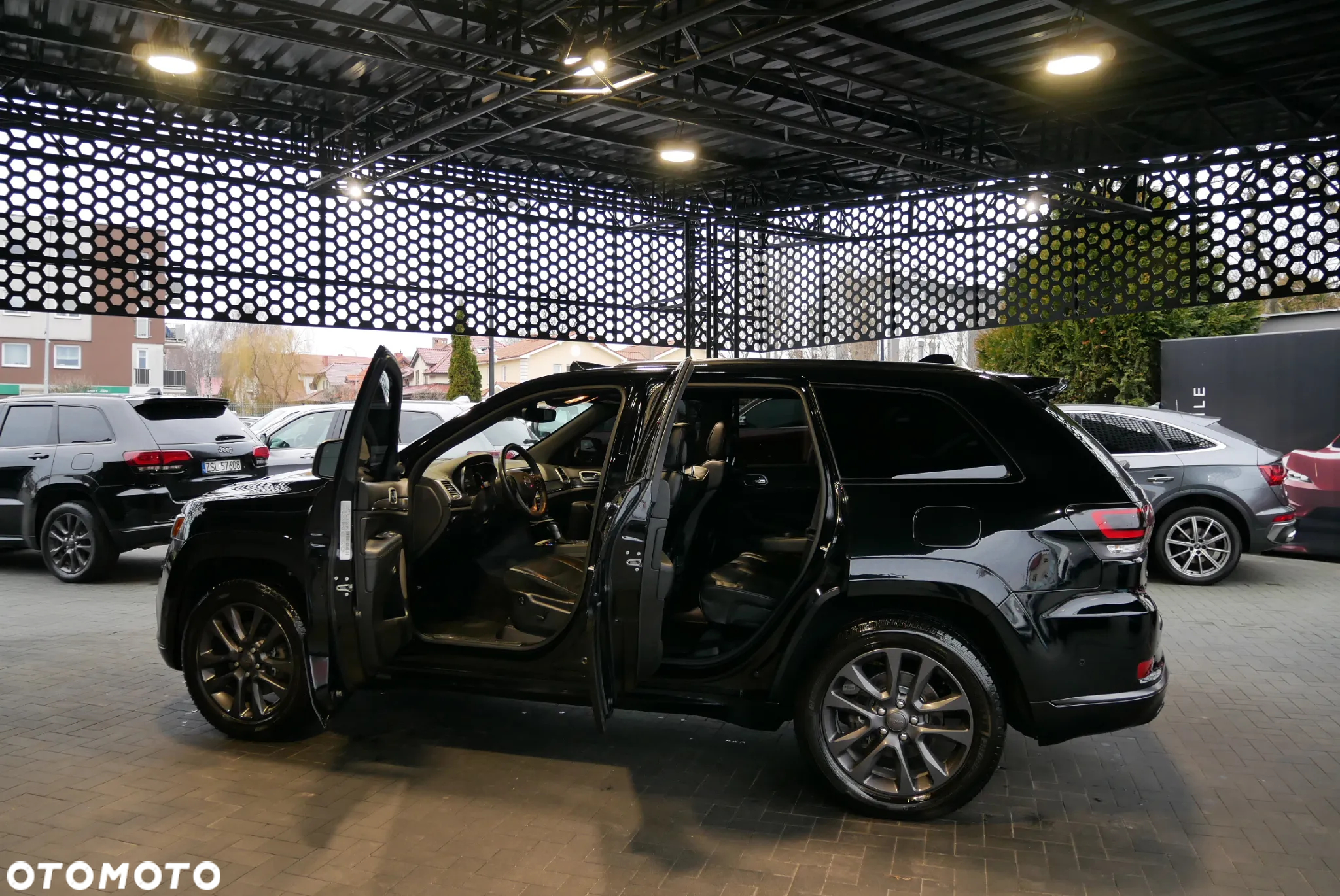 Jeep Grand Cherokee - 6