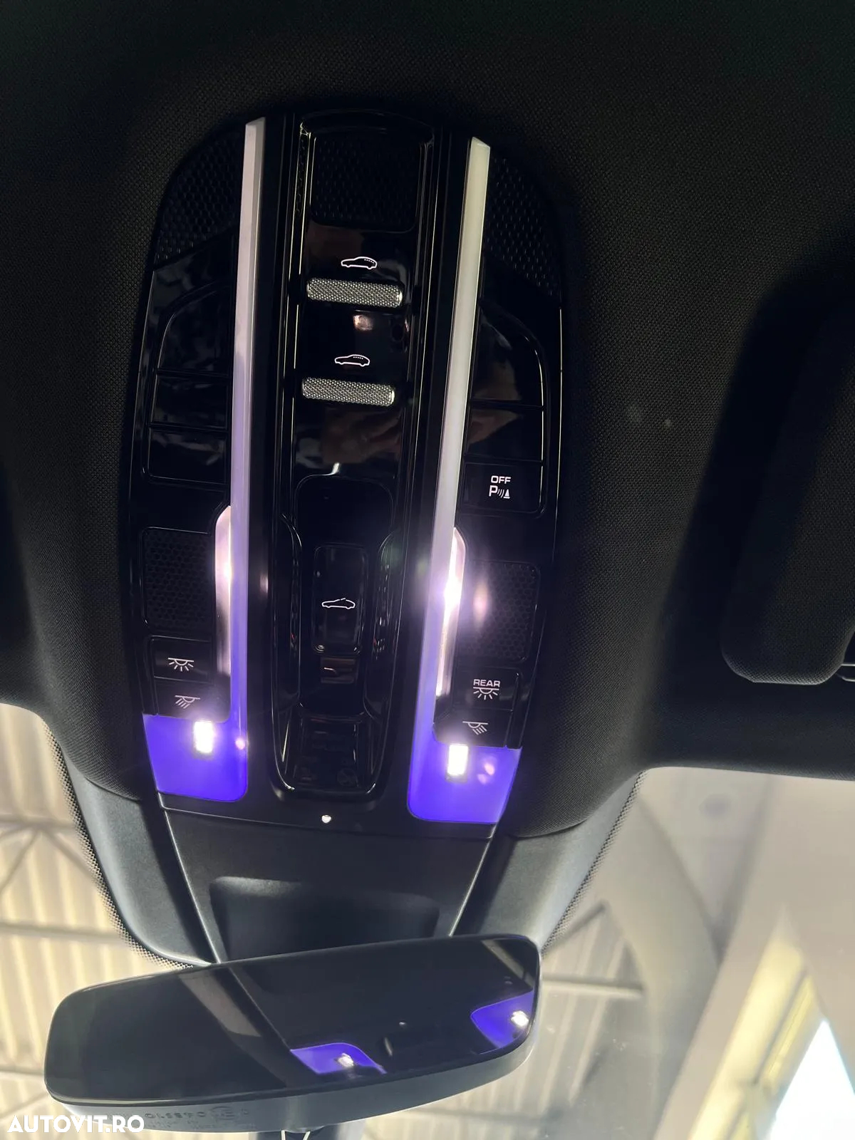 Porsche Panamera - 22