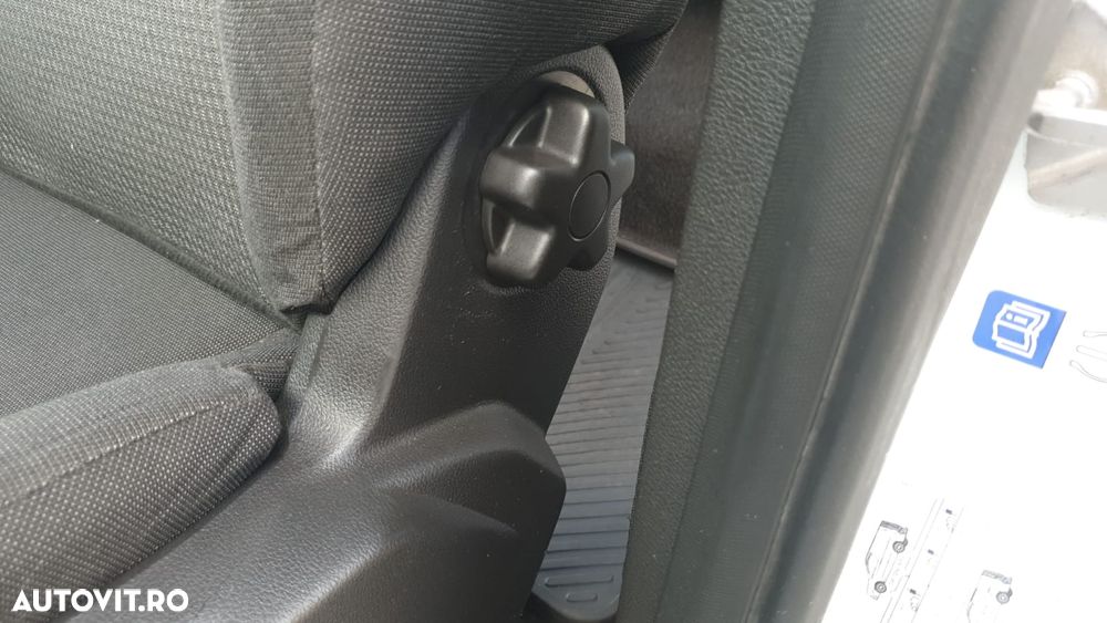 Ford Tourneo Connect - 34