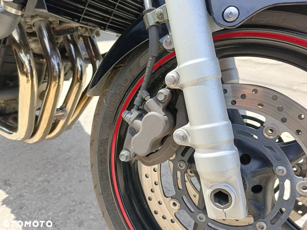 Yamaha FZ6 - 4
