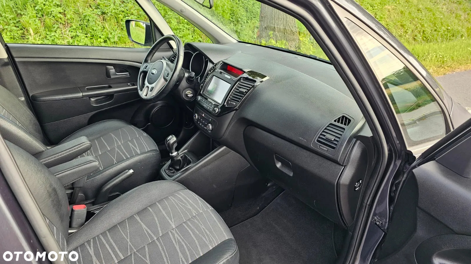 Kia Venga - 22