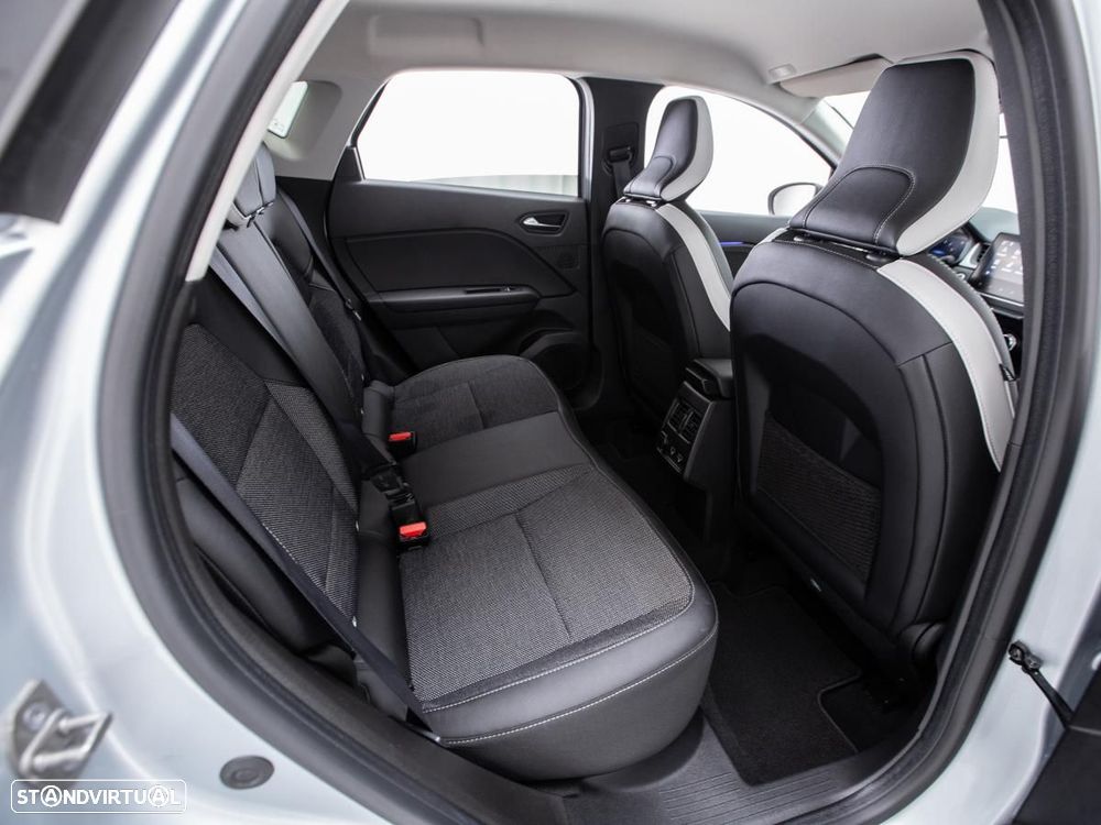 Renault Captur 1.0 TCe Techno Bi-Fuel - 11