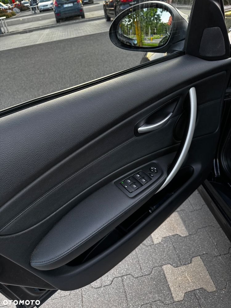 BMW Seria 1 120d - 8