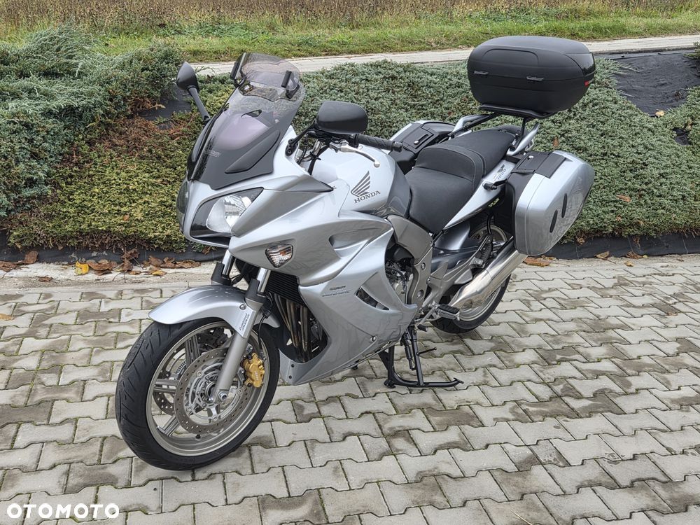 Honda CBF - 21