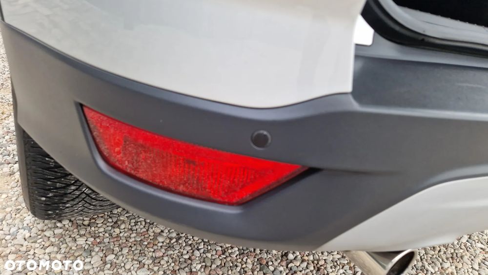 Ford Kuga 1.6 EcoBoost 2x4 Titanium - 28