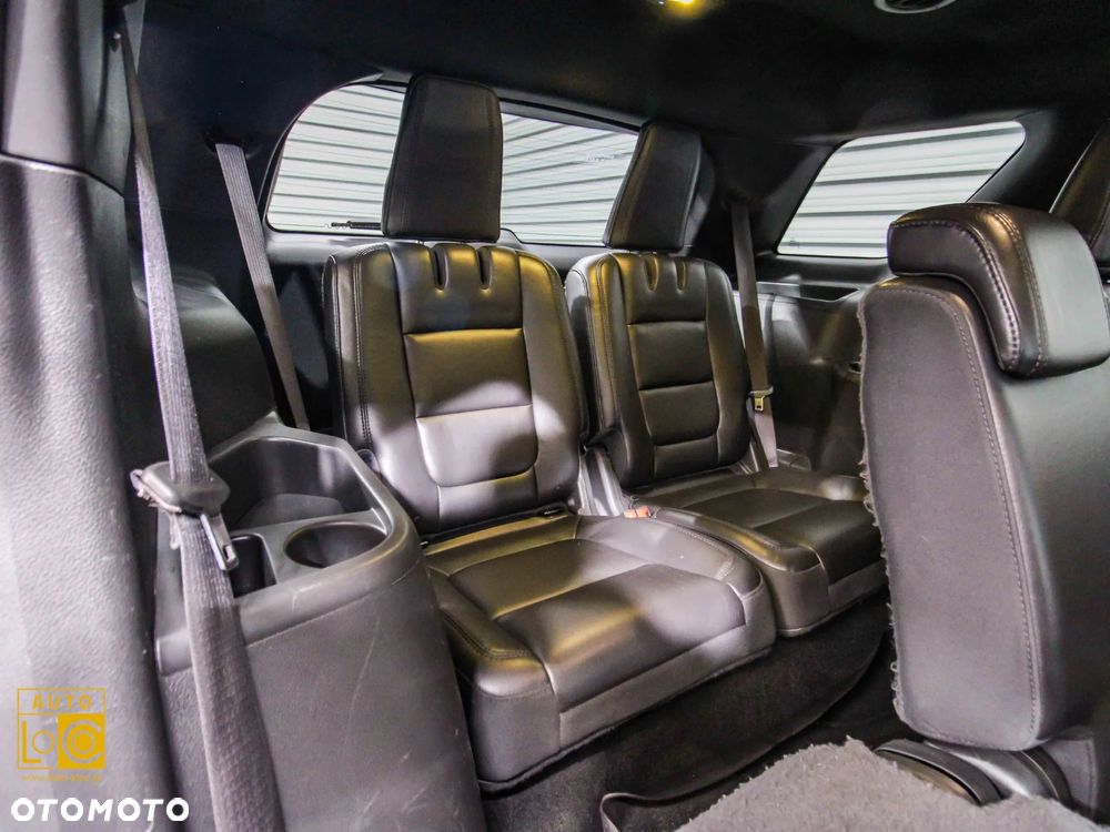 Ford Explorer - 12