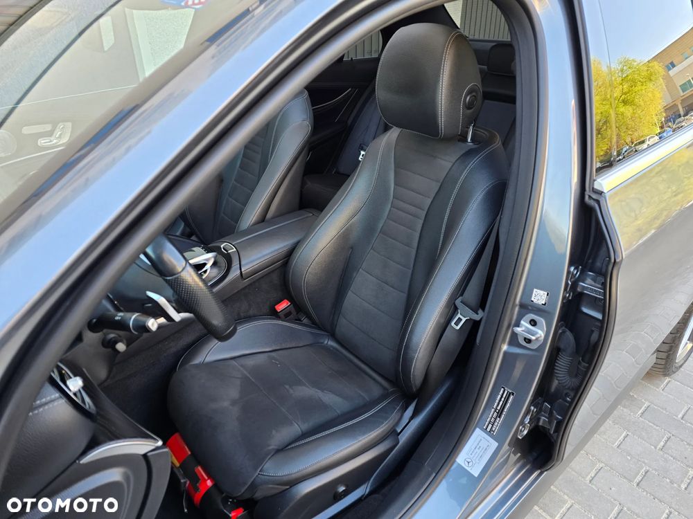 Mercedes-Benz Klasa E 220 d 4-Matic AMG - 11