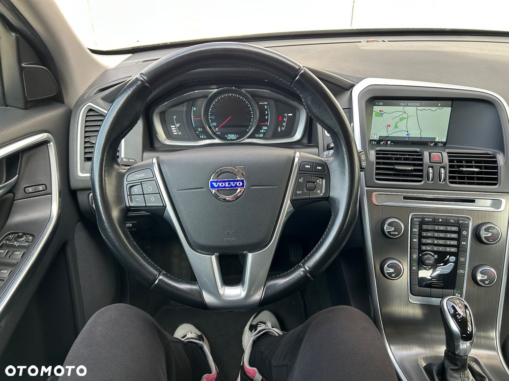 Volvo XC 60 - 6