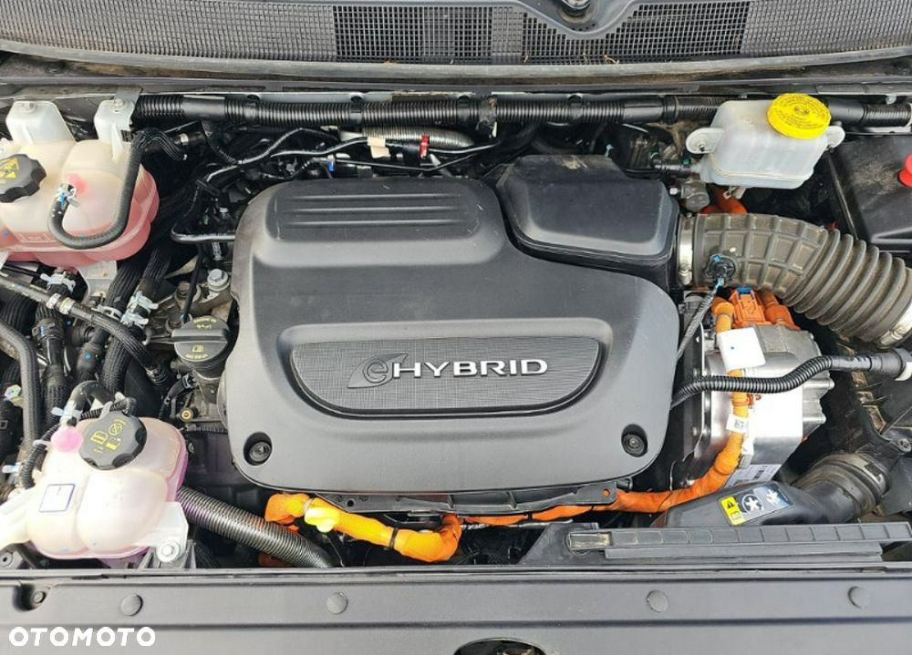 Chrysler Pacifica - 13