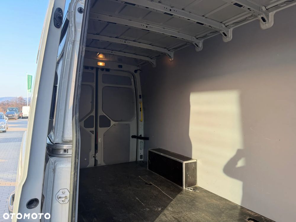 Volkswagen Crafter - 7