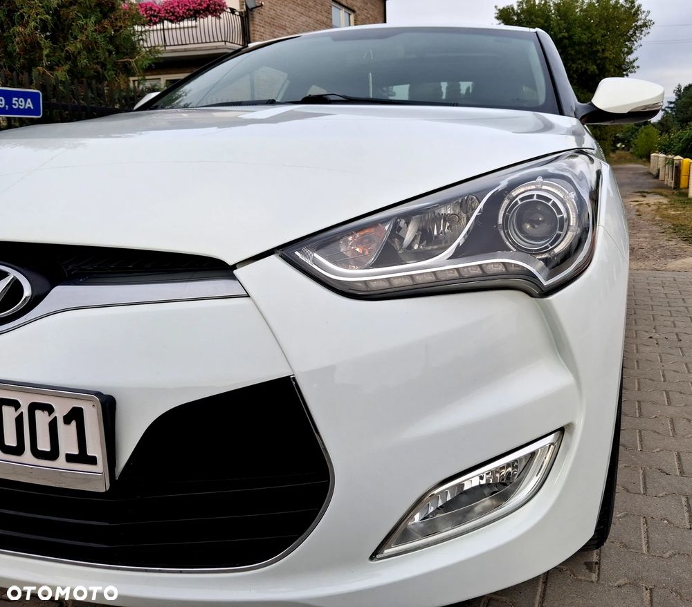 Hyundai Veloster 1.6 Premium - 10